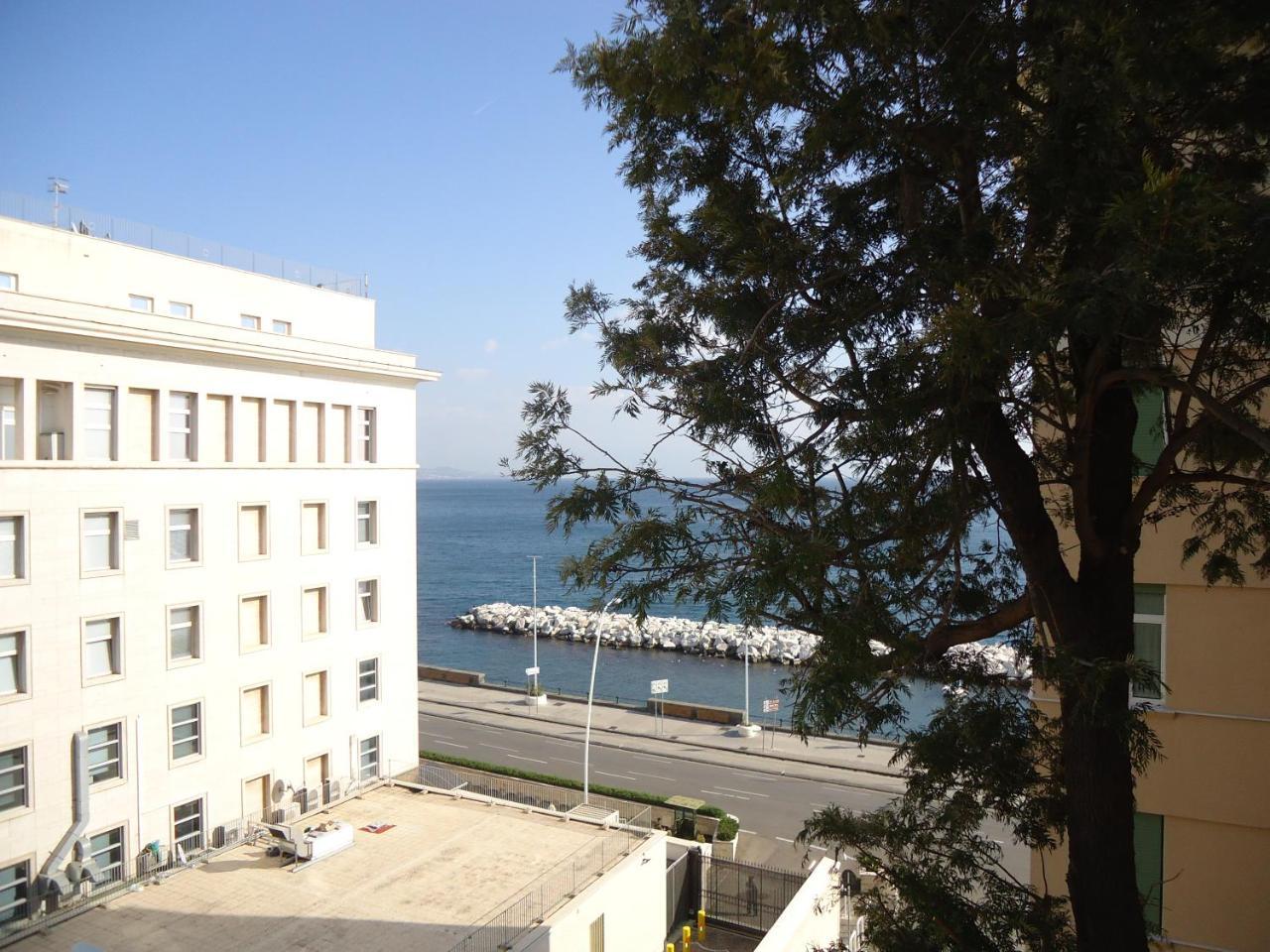 Yourelais Pergolesi Naples Exterior photo