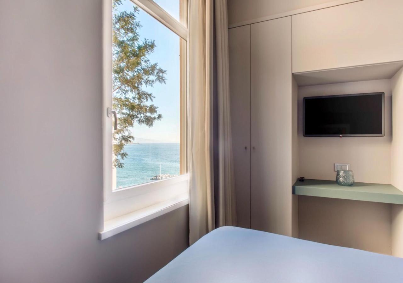 Yourelais Pergolesi Naples Exterior photo
