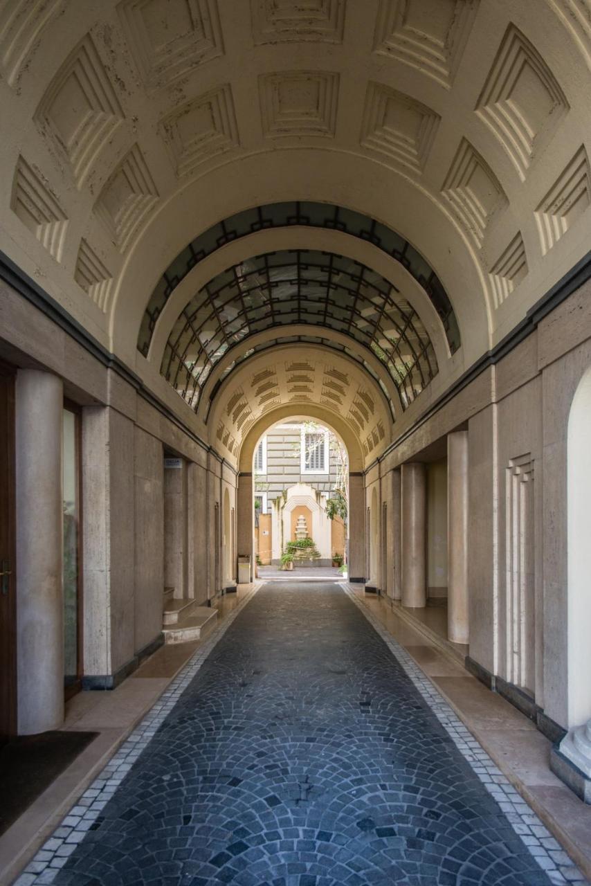 Yourelais Pergolesi Naples Exterior photo