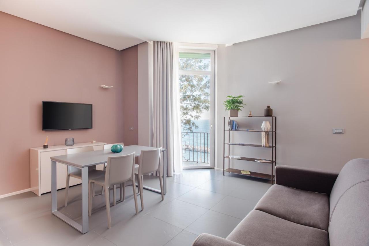 Yourelais Pergolesi Naples Exterior photo